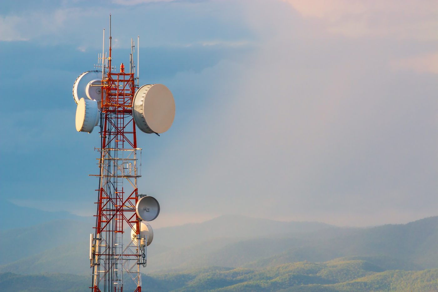 Wave wireless infrastructure tower